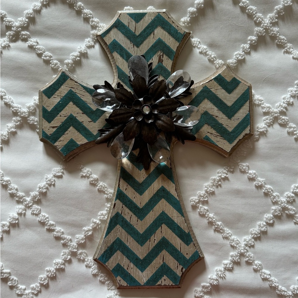 Rustic Cross Wall Decor